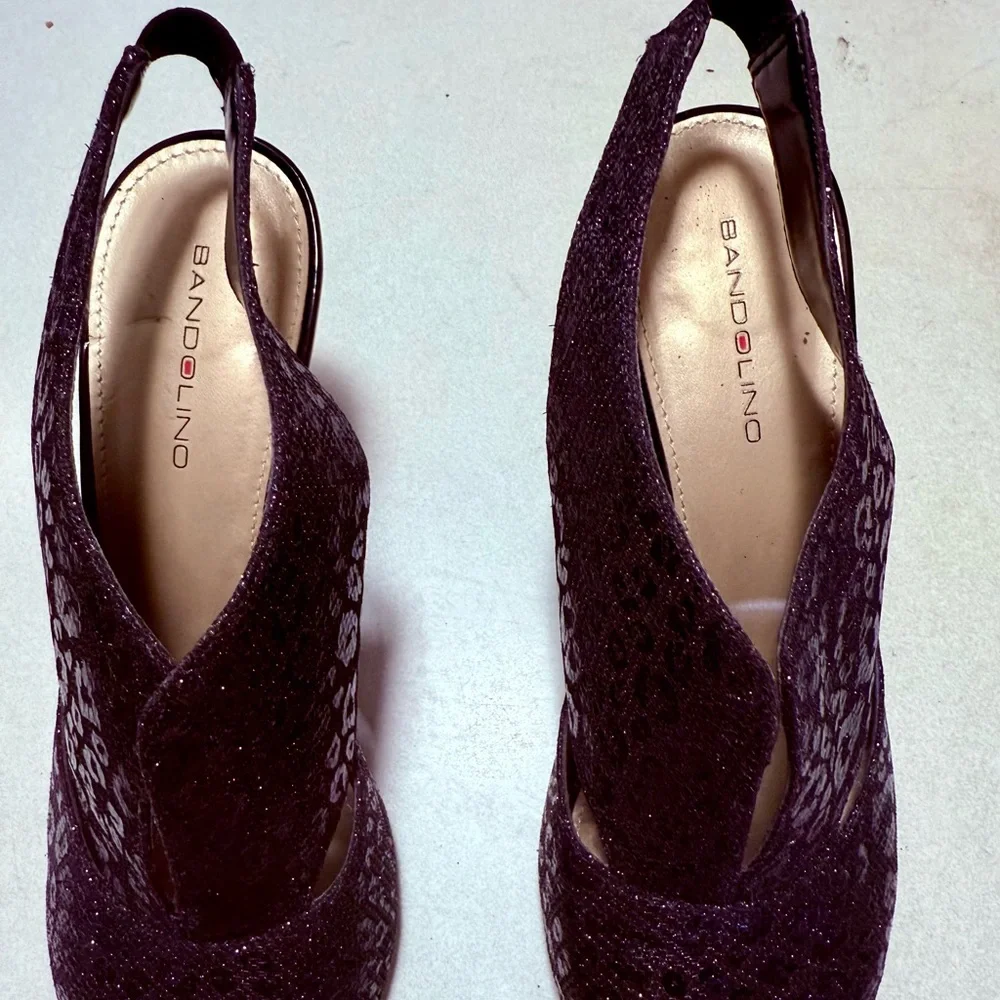 Bandolino Mirabella Heels sz 8m sparkling slip on sling back heels. Classy